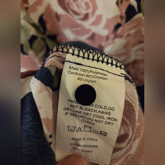 Suzanne Betro Floral Shift Dress - Picture 5 of 7